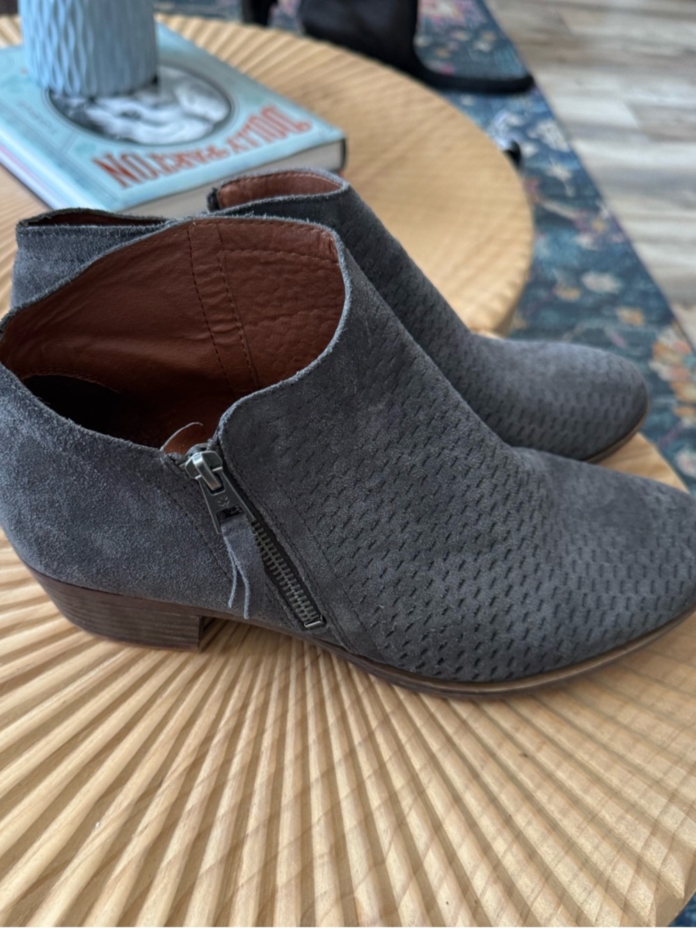Lucky Brand Brielley Gray Suede Ankle Boots Size 10.5 - Picture 2 of 7